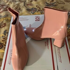 Women's Pink Ankle Boots